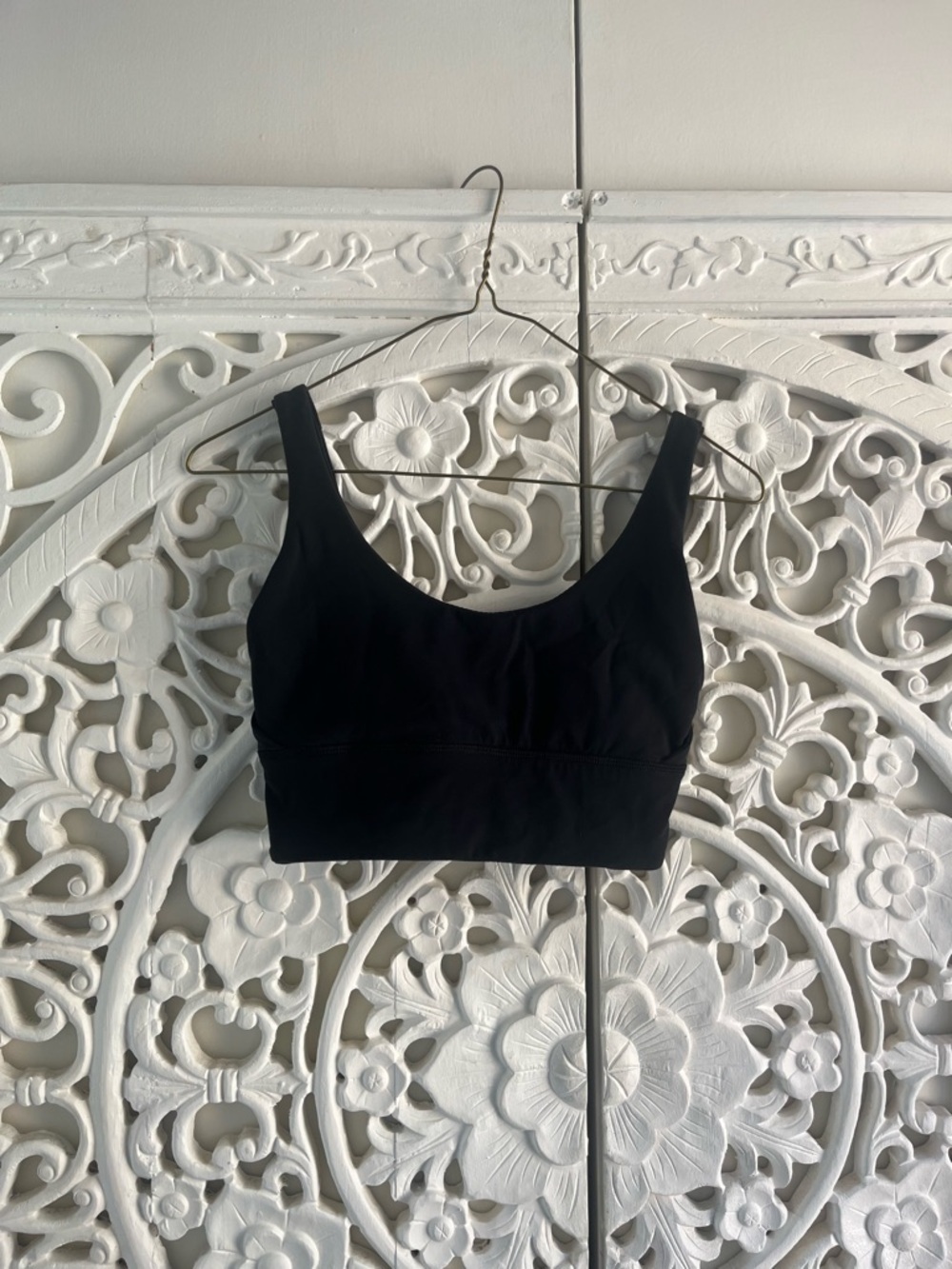 Lululemon Reversible Black Sports Bra Ribbed Smooth Size 4